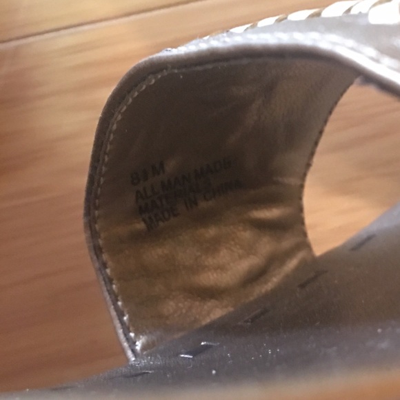 S M New York Steve Madden Wedge Mule Sandals - Picture 8 of 8